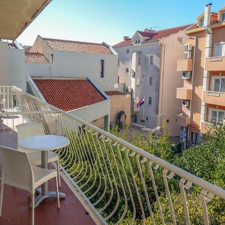 Apartman Riva K Podgora Buitenkant foto